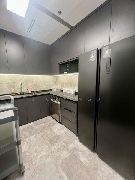 Gateway East, 152 Beach Road, 180 sqft, Office For Rent, by Ricky Ngo, 25396090 - CommercialGuru.com.sg