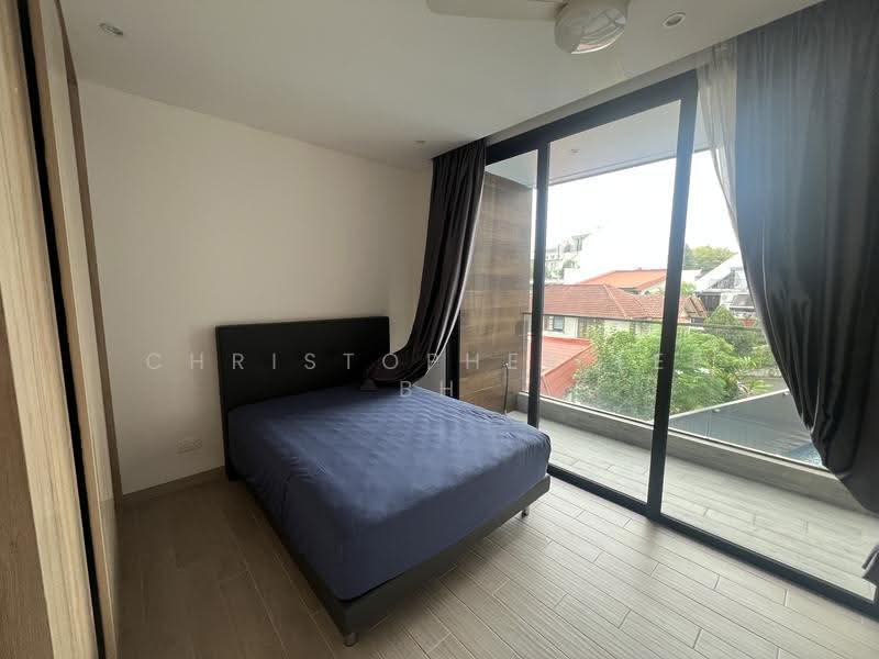 Serangoon Garden Estate, 1 Moreton Close, Hougang / Punggol / Sengkang, Room Rental, 450 sqft, Corner Terrace For Rent, by Christopher Lee BH, 25396453 - Bedroom - PropertyGuru.com.sg