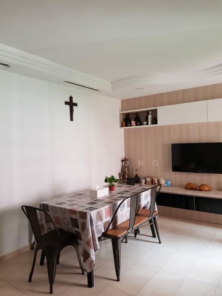202C Sengkang East Road, 202C Sengkang East Road, 3 Bedrooms, 968 sqft, HDB Flat For Rent, by LYNN ONG, 25396462 - PropertyGuru.com.sg
