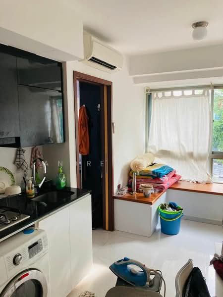 Suites @ Guillemard Apartment For Sale at S$ 680,000 | PropertyGuru Singapore