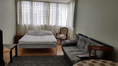 For Rent - Lakeside Tower