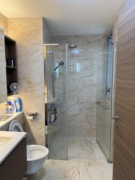 Queens Peak, 3 Dundee Road, Alexandra / Commonwealth, 3 Bedrooms, 850 sqft, Condominium For Rent, by Alex Ang, 25397090 - PropertyGuru.com.sg