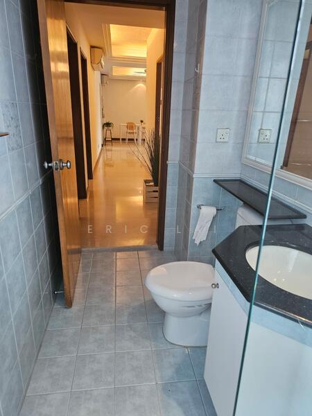 For Rent - One Tree Hill Mansions