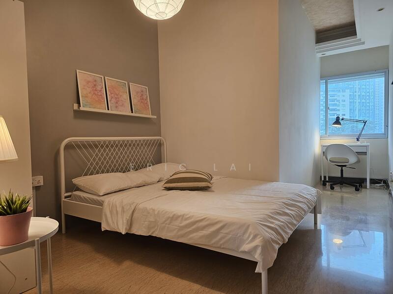 For Rent - One Tree Hill Mansions