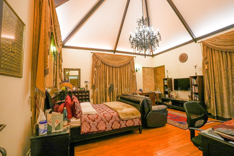 For Sale - Exquisite Sanctuary In Siglap