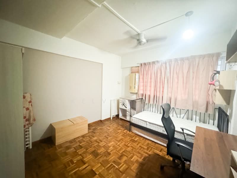 716 Bedok Reservoir Road, 716 Bedok Reservoir Road, Room Rental, 150 sqft, HDB Flat For Rent, by Kelvin Ho, 25397698 - PropertyGuru.com.sg