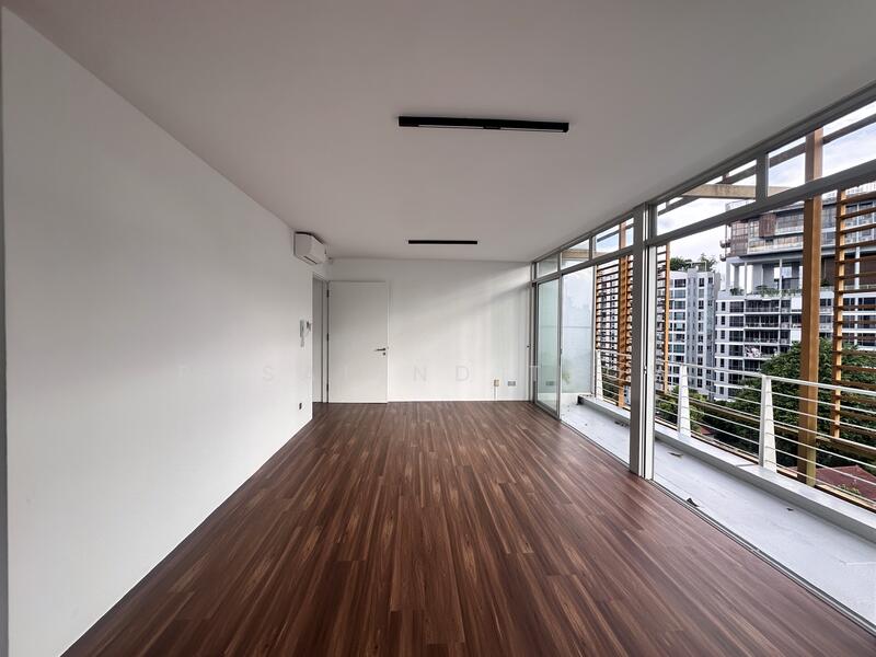 For Sale - Balmoral Crest