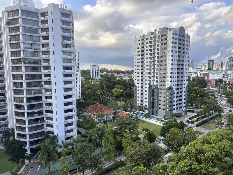 For Sale - Balmoral Crest
