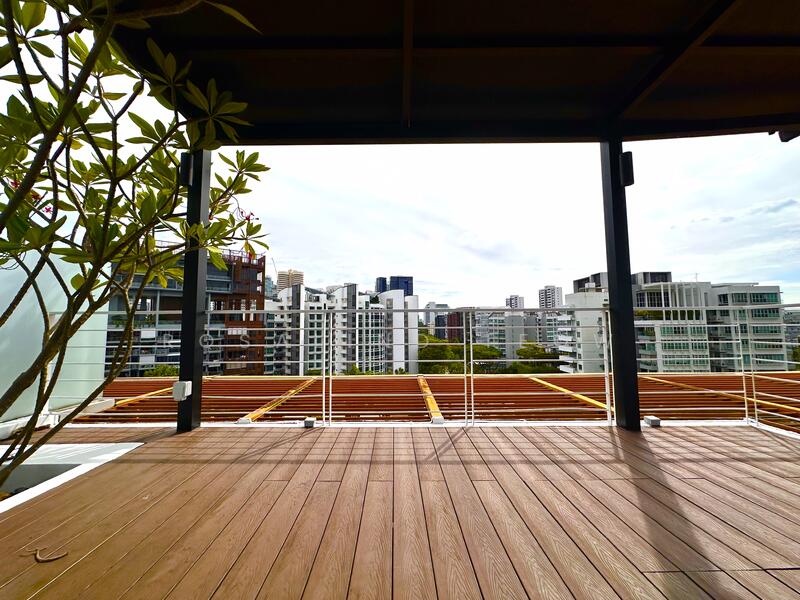 For Sale - Balmoral Crest
