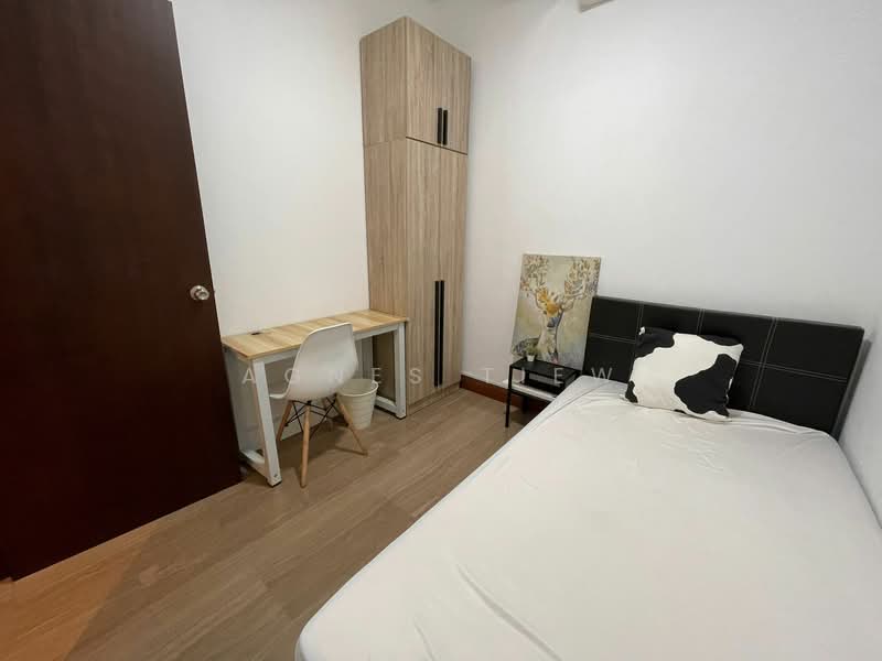 Tanglin View, 150 Prince Charles Crescent, Room Rental, 150 sqft, Condominium For Rent, by Agnes Tiew, 25398273 - PropertyGuru.com.sg