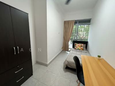 For Rent - Emerald Park