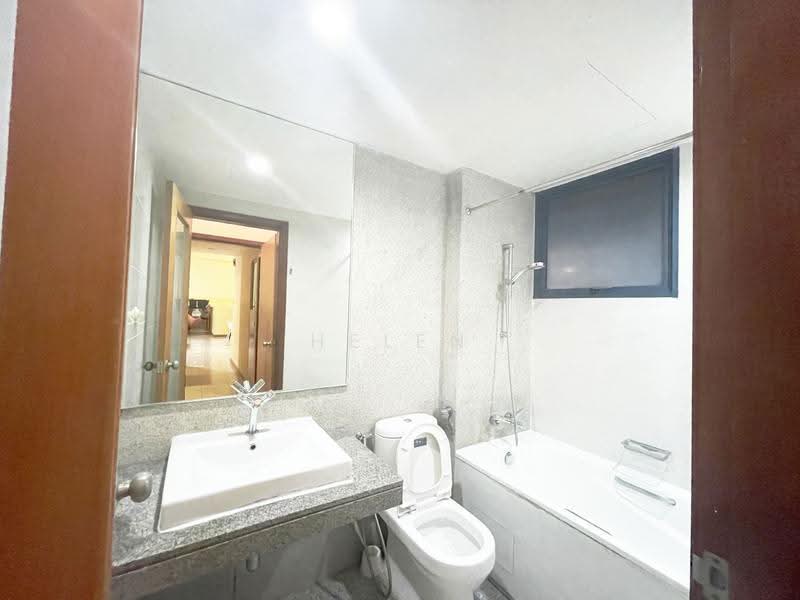 Blue Horizon, 27 West Coast Crescent, Buona Vista / West Coast / Clementi New Town, 2 Bedrooms, 969 sqft, Condominium For Sale, by Helen Yau, 25399166 - Bathroom - PropertyGuru.com.sg