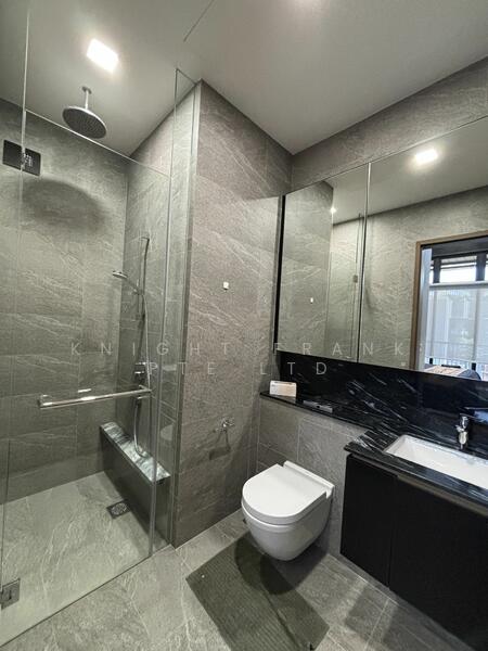 modern and spacious bathroom