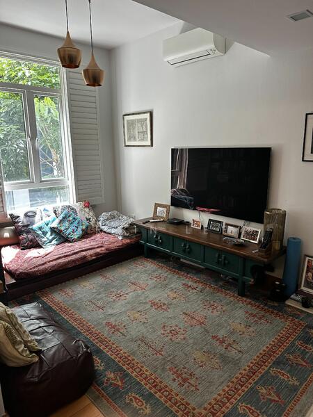 For Rent - Robertson 100