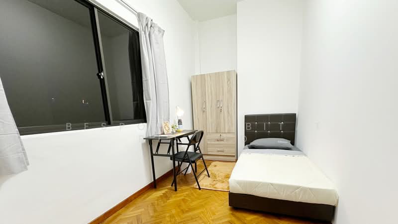 Oxley Garden, 5 Oxley Rise, Room Rental, 100 sqft, Apartment For Rent, by Bespoke Habitat Pte Ltd, 25400042 - 8 CR5 - PropertyGuru.com.sg