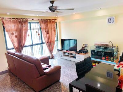 For Sale - 393 Bukit Batok West Avenue 5