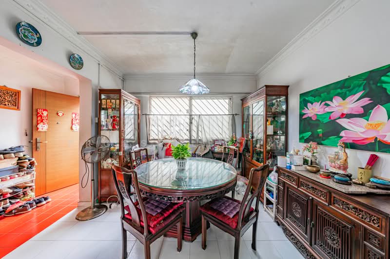 236 Lorong 1 Toa Payoh HDB Flat For Sale at S$ 980,000 | PropertyGuru Singapore
