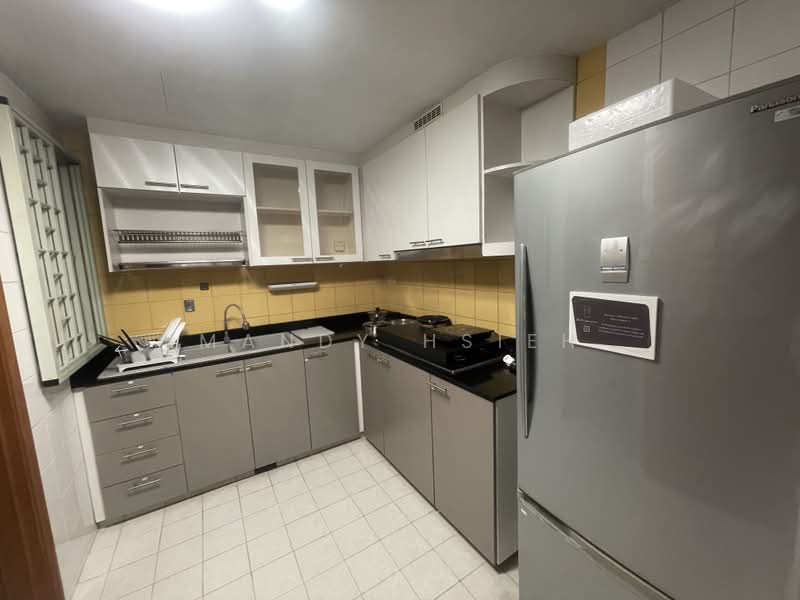 Queens, 12 Stirling Road, Room Rental, 200 sqft, Condominium For Rent, by Mandy Hsieh, 25400790 - PropertyGuru.com.sg