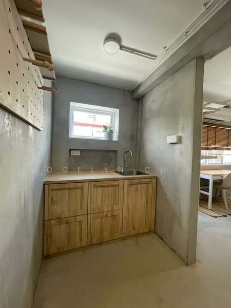 58 Seng Poh Road, 58 Seng Poh Road, Studio, 350 sqft, Walk-up Apartment For Rent, by Jocelyn Chia, 25400981 - PropertyGuru.com.sg
