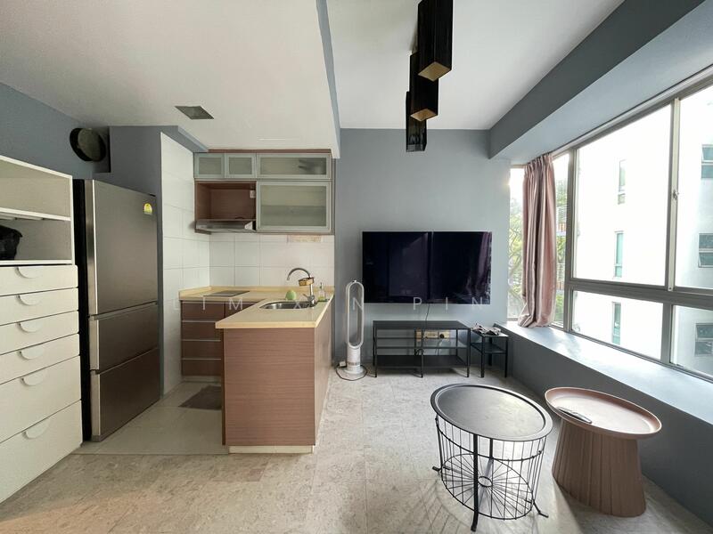 For Rent - Mackenzie 138