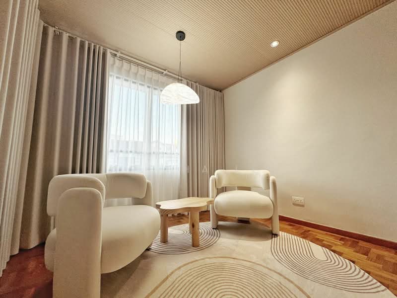 Upper Thomson Road, Jalan Pelatina, 3 Bedrooms, 3,000 sqft, Terraced House For Rent, by Aretha Lee, 25401514 - PropertyGuru.com.sg