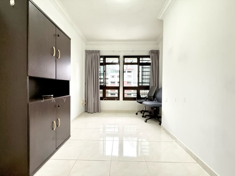 120 Kim Tian Place, 120 Kim Tian Place, 3 Bedrooms, 1,238 sqft, HDB Flat For Rent, by JAY PECK, 25401963 - PropertyGuru.com.sg