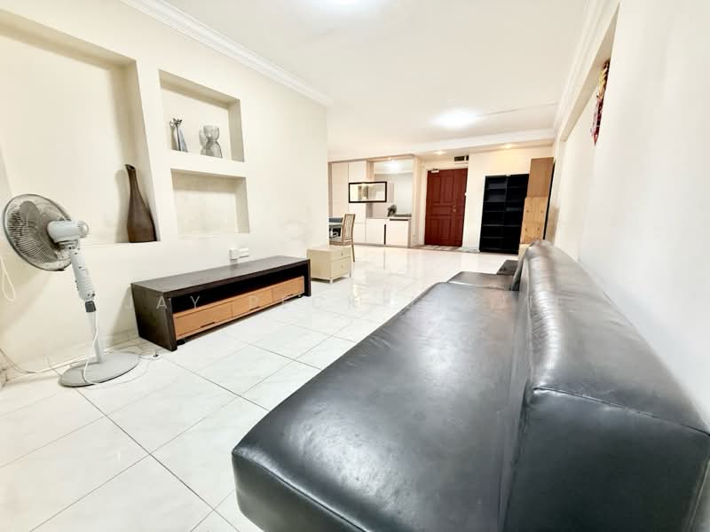 120 Kim Tian Place, 120 Kim Tian Place, 3 Bedrooms, 1,238 sqft, HDB Flat For Rent, by JAY PECK, 25401963 - PropertyGuru.com.sg