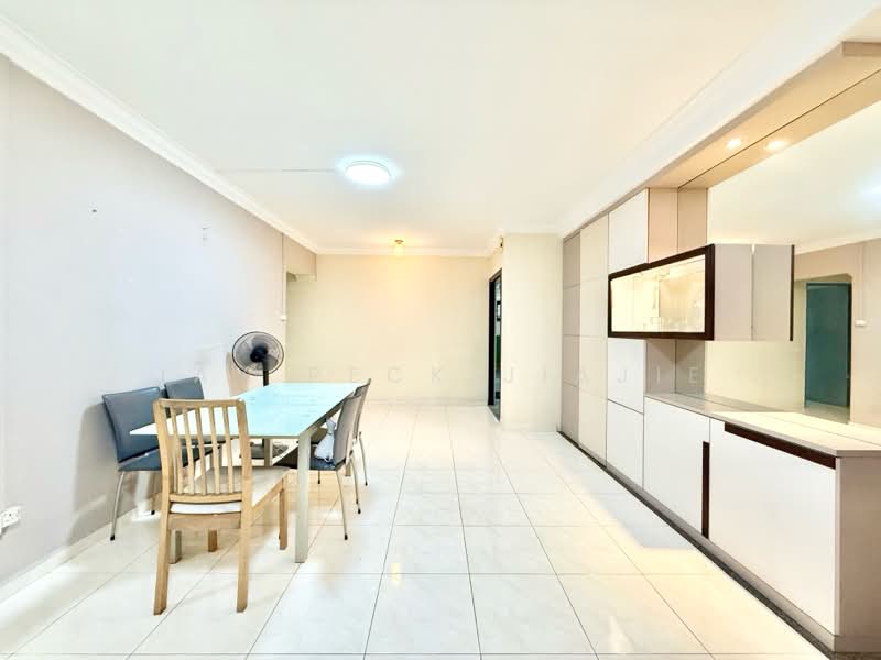 120 Kim Tian Place, 120 Kim Tian Place, 3 Bedrooms, 1,238 sqft, HDB Flat For Rent, by JAY PECK, 25401963 - PropertyGuru.com.sg
