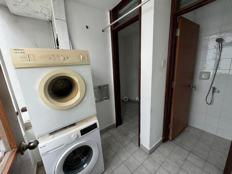 Gold Palm Mansions, 139 Lorong K Telok Kurau, 2 Bedrooms, 1,033 sqft, Apartment For Rent, by Eric Gan, 25402047 - PropertyGuru.com.sg