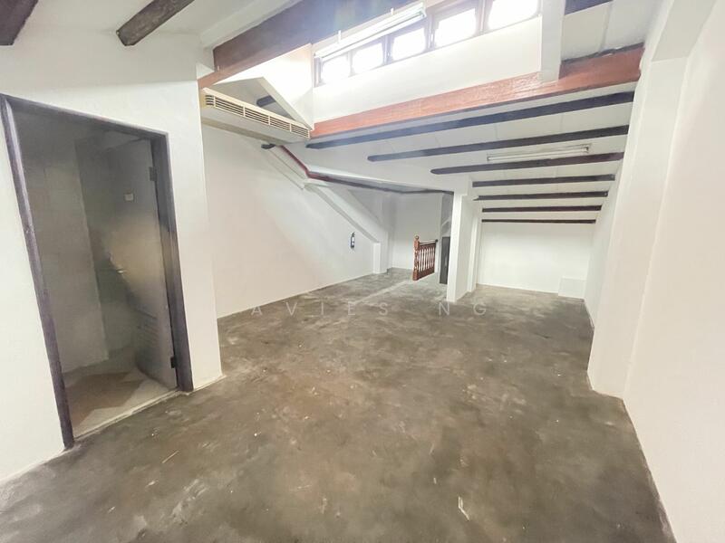 726B Geylang Road, Singapore 389637, Geylang Road, 1,066 sqft, Office For Rent, by Davies Ng, 25402181 - CommercialGuru.com.sg