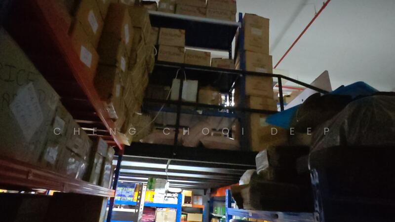 Oxley BizHub, 61 Ubi Road 1, 1,141 sqft, Light Industrial (B1) For Sale, by Cheng Chooi Deep, 25402415 - CommercialGuru.com.sg