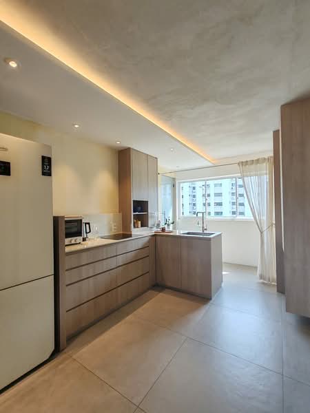 305 Clementi Avenue 4, 305 Clementi Avenue 4, 2 Bedrooms, 720 sqft, HDB Flat For Rent, by Ben Lau, 25402645 - Kitchen - PropertyGuru.com.sg