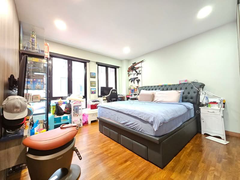 Pavilion Park Semi-Detached House For Sale at S$ 5,000,000 | PropertyGuru Singapore