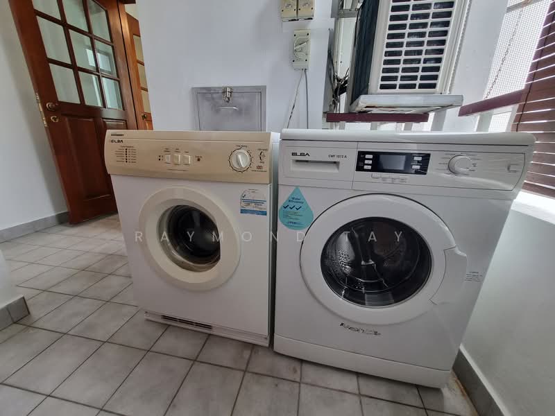 Unit for Rent in East/Kembangan, , 2 Bedrooms, 1,033 sqft, Condominium For Rent, by Raymond Tay, 25403249 - PropertyGuru.com.sg