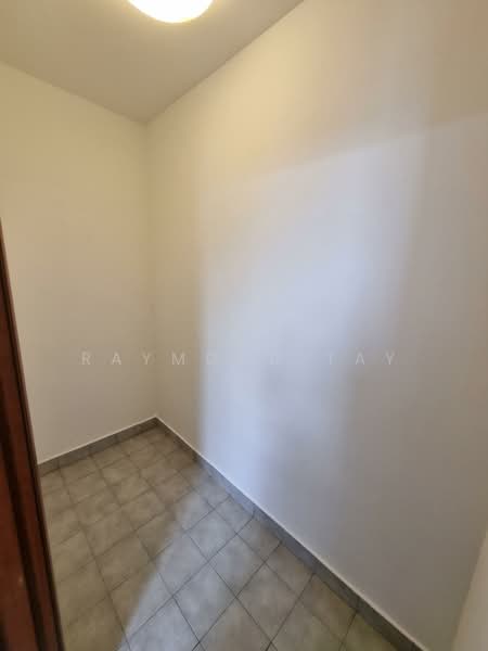 Unit for Rent in East/Kembangan, , 2 Bedrooms, 1,033 sqft, Condominium For Rent, by Raymond Tay, 25403249 - PropertyGuru.com.sg