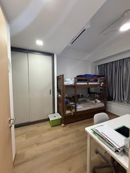 Rosewood Suites, 61 Rosewood Drive, Admiralty / Woodlands, 3 Bedrooms, 1,938 sqft, Condominium For Sale, by Odelia Tan, 25403547 - Bedroom - PropertyGuru.com.sg