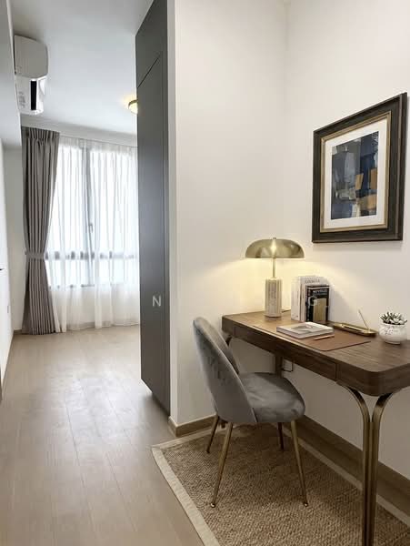 Irwell Hill Residences, 6 Irwell Hill, 1 Bedroom, 506 sqft, Condominium For Sale, by Ivan Chong, 25403645 - Study adjoining to Master bedroom - PropertyGuru.com.sg