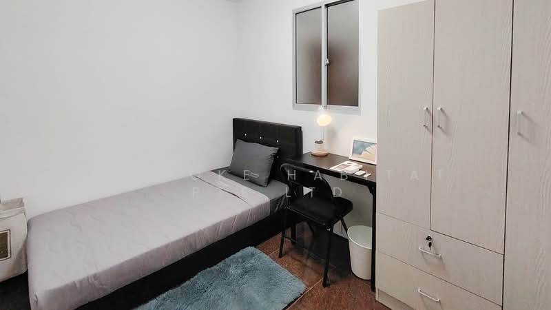 Le Hill, 42 Pasir Panjang Hill, Room Rental, 100 sqft, Condominium For Rent, by Bespoke Habitat Pte Ltd, 25403772 - 03-01 ECON1 - PropertyGuru.com.sg