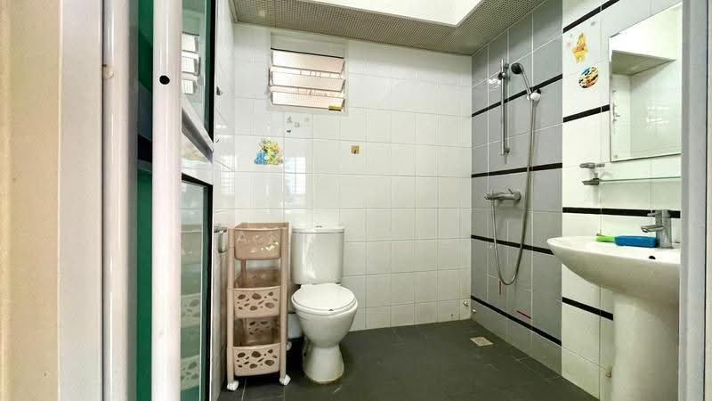 268A Punggol Field, 268A Punggol Field, Hougang / Punggol / Sengkang, 3 Bedrooms, 990 sqft, HDB Flat For Rent, by Aina Lie 李艾娜, 25403859 - PropertyGuru.com.sg