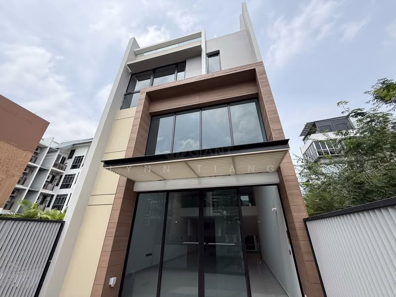 ❤️GIANT⚡️1km to Tao Nan! Incredible 5 Lvls Brand New Terrace w Pools & Home Lift! Detached House For Sale at S$ 9,580,000 | PropertyGuru Singapore