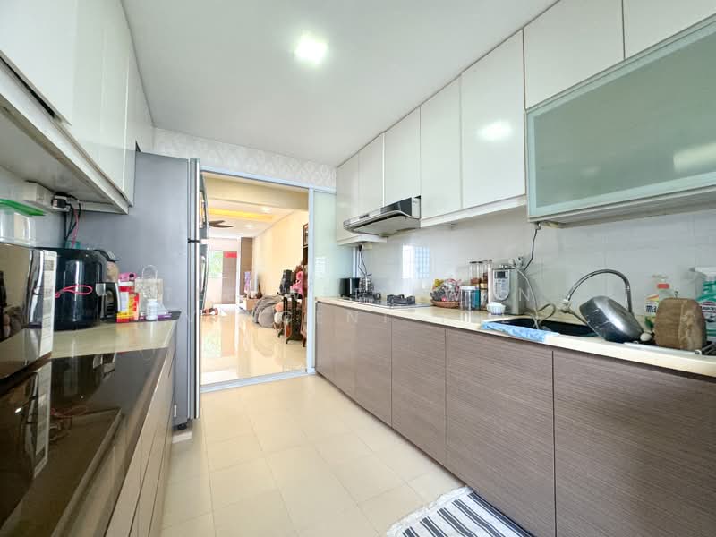 164 Bukit Batok Street 11, 164 Bukit Batok Street 11, 3 Bedrooms, 1,129 sqft, HDB Flat For Sale, by Tee Wee Kwan (Vincent Tee), 25403986 - PropertyGuru.com.sg