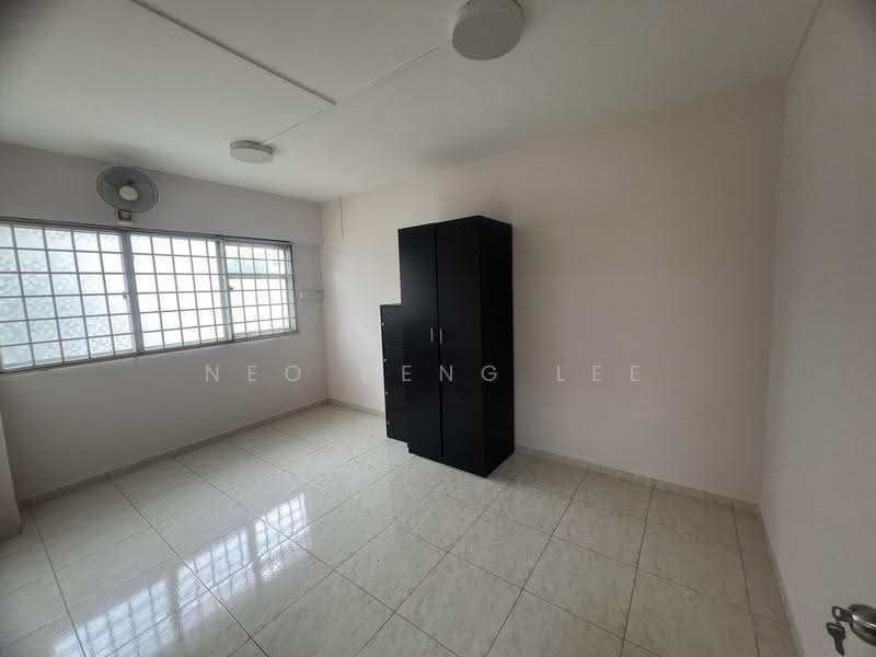 236 Hougang Avenue 1, 236 Hougang Avenue 1, Hougang / Punggol / Sengkang, 3 Bedrooms, 1,119 sqft, HDB Flat For Sale, by Neo Beng Lee, 25404102 - PropertyGuru.com.sg