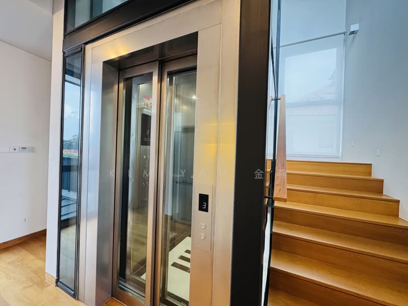 Brand New Bungalow, 5 levels with lift, park 10 cars at basement, beautiful pool and landscape, Seletar Gardens - call 8130 3636 to view !, 8 Bedrooms, 10,500 sqft, Bungalow House For Sale, by Kim Yan 金燕, 25404257 - PropertyGuru.com.sg