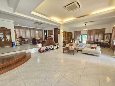 For Sale - Massive Modern Facade Bungalow in Sought-After Siglap