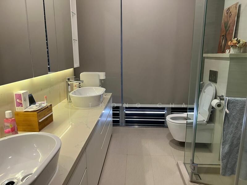 ⭐⭐️⭐️LANDED7772@2.5 Sty Nicely Renovated Semi-Detached With Pool Near Park (D28) 6rm, Yio Chu Kang, 6 Bedrooms, 5,600 sqft, Semi-Detached House For Sale, by WeeThong Chai, 25404568 - PropertyGuru.com.sg