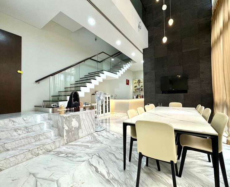 ⭐⭐️⭐️LANDED7772@2.5 Sty Nicely Renovated Semi-Detached With Pool Near Park (D28) 6rm, Yio Chu Kang, 6 Bedrooms, 5,600 sqft, Semi-Detached House For Sale, by WeeThong Chai, 25404568 - PropertyGuru.com.sg