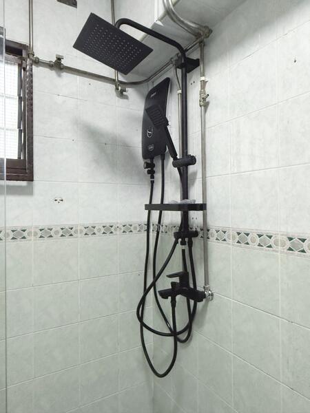 Common Bathroom Shower Facilities