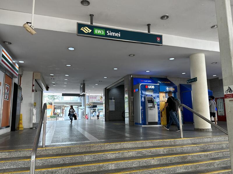 Less than 5-min walk to Simei MRT
