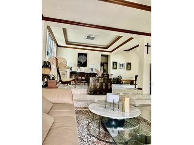 For Sale - Detached near Botanic, weather tested with quality workmanship by seasoned builders