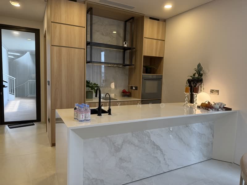 Dunearn Gardens, , 5 Bedrooms, 7,898 sqft, Bungalow House For Sale, by Kelly Neo, 25405511 - PropertyGuru.com.sg